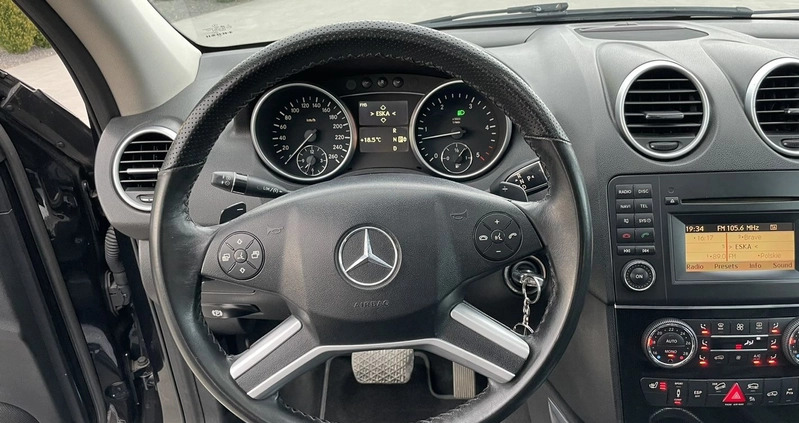 Mercedes-Benz ML cena 45900 przebieg: 292100, rok produkcji 2009 z Piła małe 742